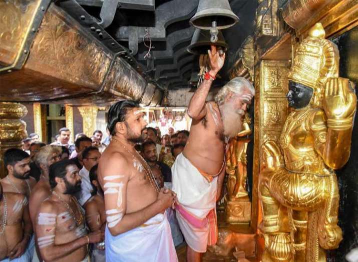 फिर खुला सबरीमला मंदिर, नहीं दिखी ‘‘प्रतिबंधित’’ आयु वर्ग की कोई महिला फिर खुला सबरीमला मंदिर, नहीं दिखी ‘‘प्रतिबंधित’’ आयु वर्ग की कोई महिला- India TV