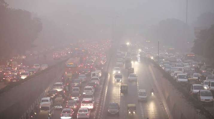 Entry of trucks in Delhi banned between Nov 8-11 to curb pollution Entry of trucks in Delhi banned between Nov 8-11 to curb pollution- India TV