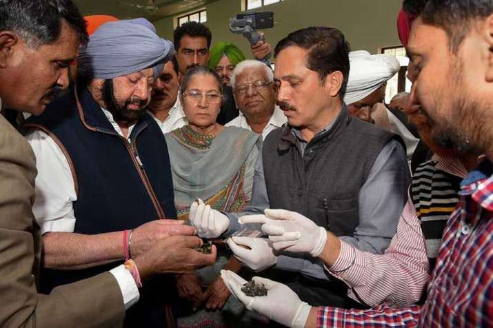 Punjab Chief Minister Capt Amarinder Singh visits the... Punjab Chief Minister Capt Amarinder Singh visits the...- India TV