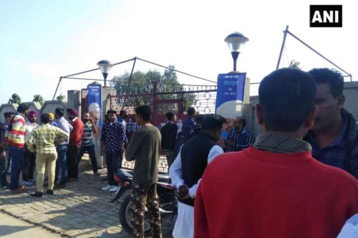 Blast at Nirankari Bhawan in Amritsar's Rajasansi village, 3 dead, several injured Blast at Nirankari Bhawan in Amritsar's Rajasansi village, 3 dead, several injured- India TV