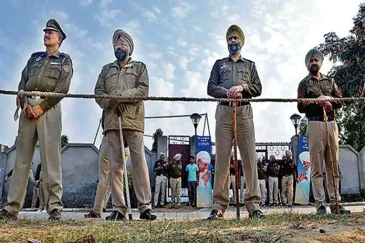 Amritsar grenade attack, is this resurgence of Sikh Nirankari clashes or terror plot? Amritsar grenade attack, is this resurgence of Sikh Nirankari clashes or terror plot?- India TV