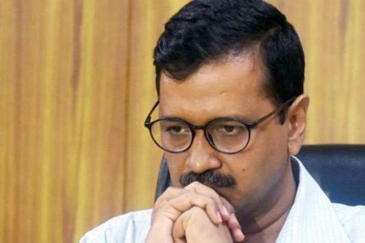केजरीवाल के जनता दरबार में गोली के साथ पहुंचा शख्स, पुलिस ने दबोचा केजरीवाल के जनता दरबार में गोली के साथ पहुंचा शख्स, पुलिस ने दबोचा- India TV