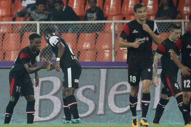 Indian Super League 5: पुणे को हराकर नंबर पर पहुंची नार्थईस्ट यूनाइटेड Indian Super League 5: पुणे को हराकर नंबर पर पहुंची नार्थईस्ट यूनाइटेड - India TV