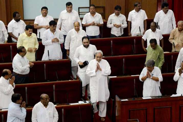विधानसभा, संसद में महिलाओं को एक तिहाई आरक्षण देने का प्रस्ताव ओडिशा विधानसभा में पारित विधानसभा, संसद में महिलाओं को एक तिहाई आरक्षण देने का प्रस्ताव ओडिशा विधानसभा में पारित - India TV