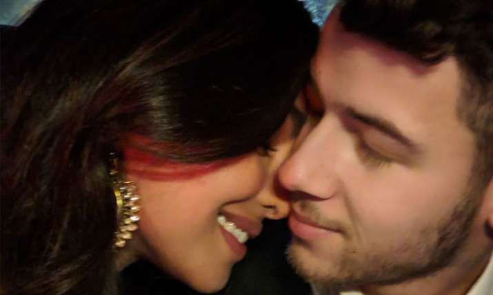 PRIYANKA-NICK PRIYANKA-NICK- India TV