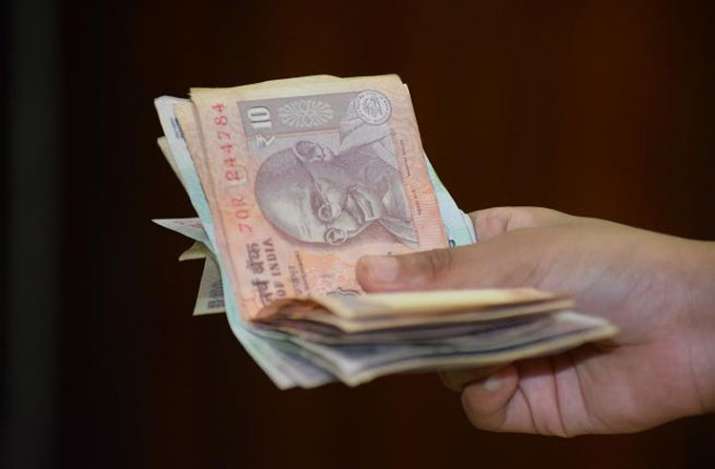 rupee rupee- India TV Paisa