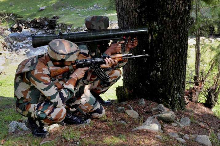 जम्मू-कश्मीर के शोपियां में मारे गए दो आतंकी, पिछले एक महीने में 45 आतंकियों का सफाया जम्मू-कश्मीर के शोपियां में मारे गए दो आतंकी, पिछले एक महीने में 45 आतंकियों का सफाया- India TV