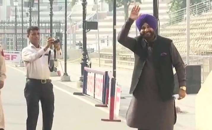 Navjot Singh Sidhu left for Pakistan via Attari-Wagah border Navjot Singh Sidhu left for Pakistan via Attari-Wagah border- India TV