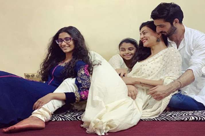 sushmita sen and rohman shawl sushmita sen and rohman shawl - India TV