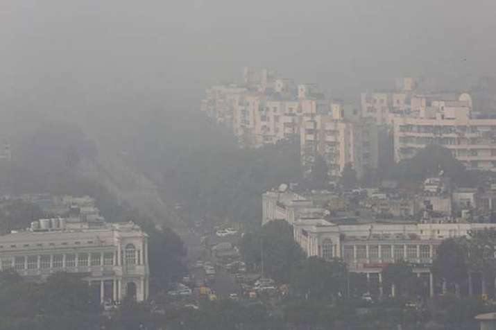 Delhi air quality 'very poor', expected to deteriorate on Sunday Delhi air quality 'very poor', expected to deteriorate on Sunday- India TV