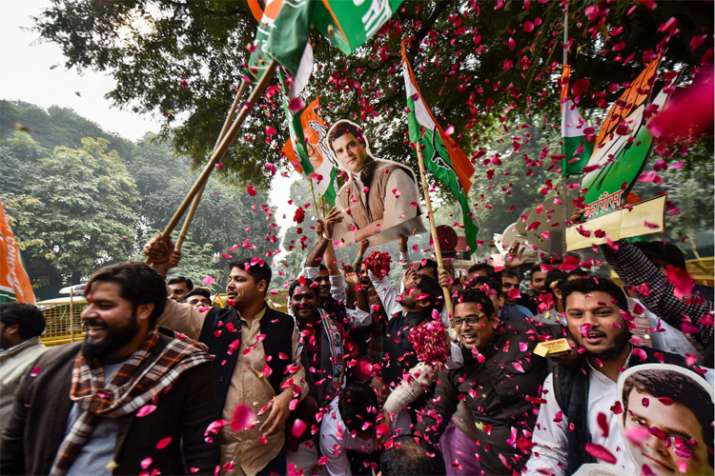 Congress worker display Rahul Gandhi poster at Congress headquarter Delhi Congress worker display Rahul Gandhi poster at Congress headquarter Delhi- India TV