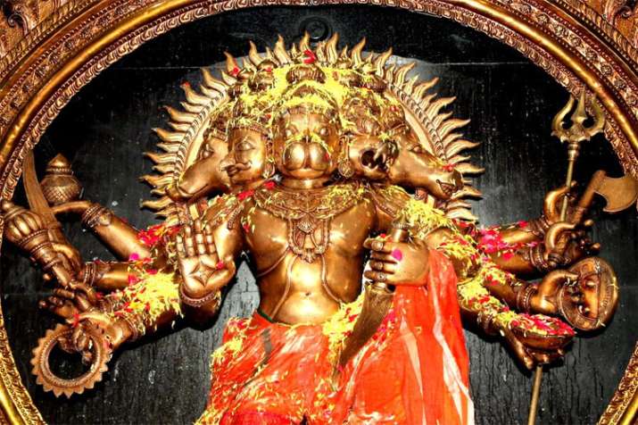 Worship in Lord Hanuman Temple Worship in Lord Hanuman Temple - India TV