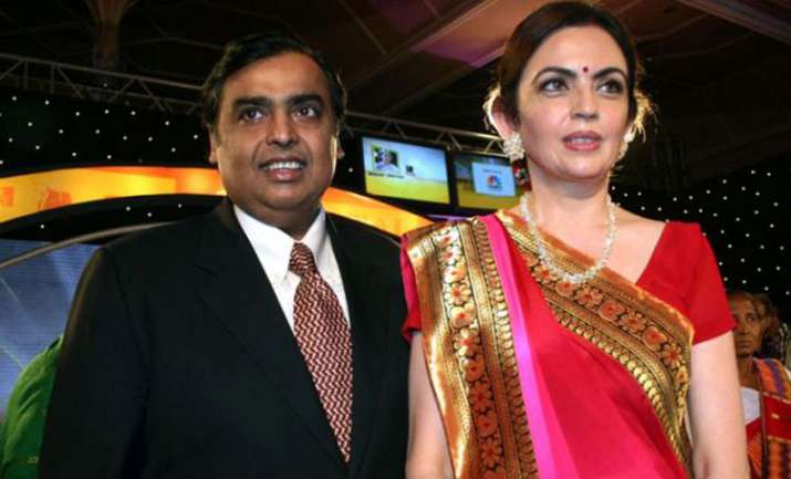 mukesh and nita ambani mukesh and nita ambani- India TV Paisa