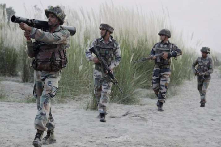Jammu and Kashmir: India, Pakistan trade fire on LoC | PTI Representational Jammu and Kashmir: India, Pakistan trade fire on LoC | PTI Representational- India TV