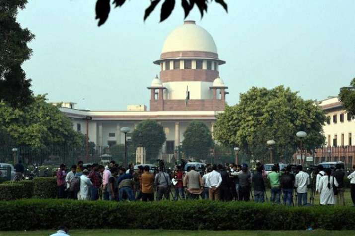 सांसदों, विधायकों के खिलाफ करीब 4,000 आपराधिक मामले लंबित सांसदों, विधायकों के खिलाफ करीब 4,000 आपराधिक मामले लंबित - India TV