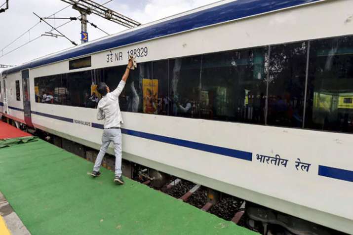 Train 18 Train 18- India TV