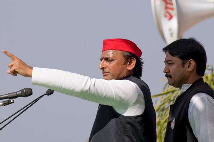 Akhilesh Yadav demands ballot papers for Lok Sabha Elections 2019 | Facebook Akhilesh Yadav demands ballot papers for Lok Sabha Elections 2019 | Facebook- India TV