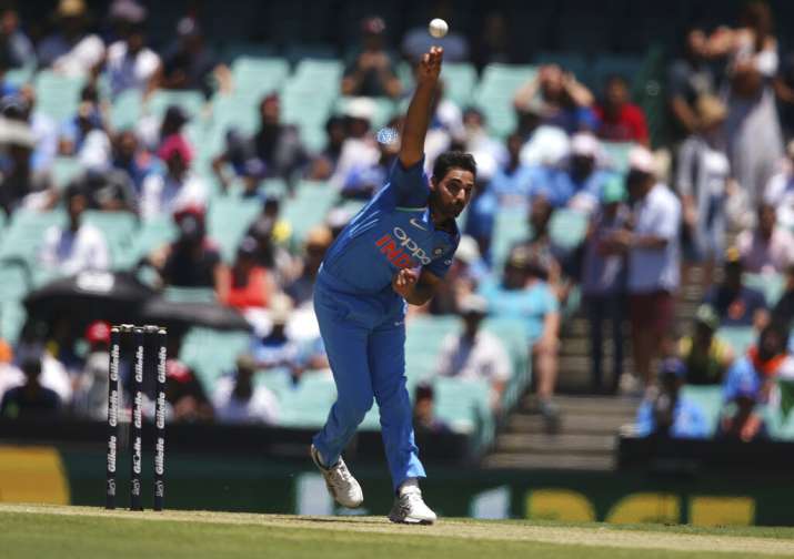 लय से 'भटके' भुवनेश्वर कुमार ने इसे बताया बड़ा कारण, एमएस धोनी को लेकर दिया बड़ा बयान लय से 'भटके' भुवनेश्वर कुमार ने इसे बताया बड़ा कारण, एमएस धोनी को लेकर दिया बड़ा बयान- India TV