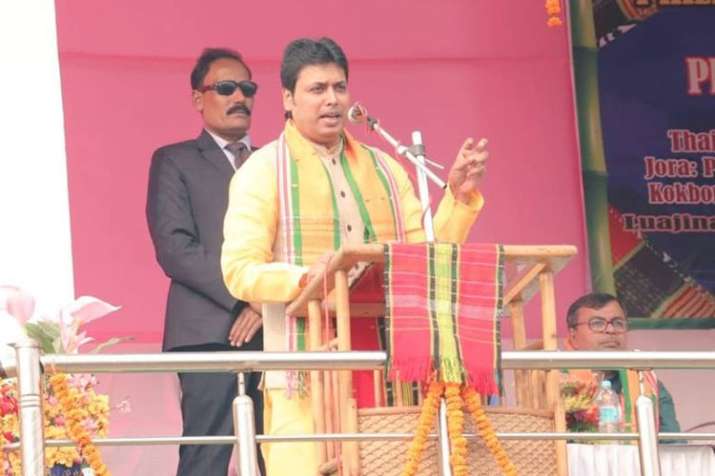 Mamata has dug up her own grave by allowing violence in West Bengal, says Tripura CM Biplab Deb Mamata has dug up her own grave by allowing violence in West Bengal, says Tripura CM Biplab Deb- India TV