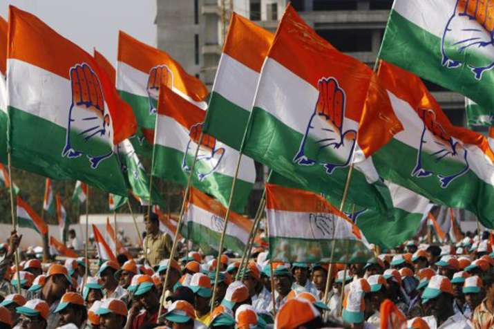 उत्तर प्रदेश में सपा-बसपा की बेरुखी से कांग्रेस नेता निराश, पर वोट बढ़ने की उम्मीद उत्तर प्रदेश में सपा-बसपा की बेरुखी से कांग्रेस नेता निराश, पर वोट बढ़ने की उम्मीद - India TV