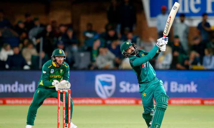 South Africa vs Pakistan, 1st ODI: अमला के शतक पर भारी पड़ी हफीज की पारी, पाकिस्तान ने जीता पहला वनड South Africa vs Pakistan, 1st ODI: अमला के शतक पर भारी पड़ी हफीज की पारी, पाकिस्तान ने जीता पहला वनड- India TV