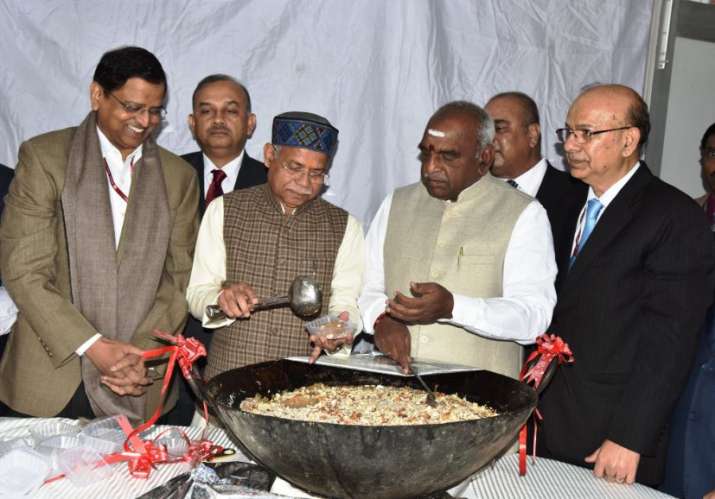 Halwa Ceremony held in North Block to mark the Ceremonial beginning of printing of Budget 2019 doc Halwa Ceremony held in North Block to mark the Ceremonial beginning of printing of Budget 2019 doc- India TV Paisa