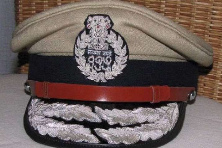 UP में 46 IPS अधिकारियों... UP में 46 IPS अधिकारियों...- India TV