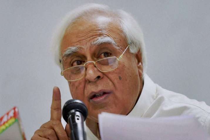 The caged parrot will remain caged, says Congress leader Kapil Sibal | PTI File The caged parrot will remain caged, says Congress leader Kapil Sibal | PTI File- India TV