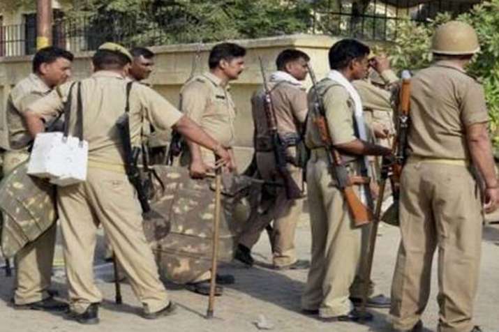 Ex-JNU scholars say policemen committed theft at their flat | PTI से प्रतीकात्मक तस्वीर Ex-JNU scholars say policemen committed theft at their flat | PTI से प्रतीकात्मक तस्वीर- India TV