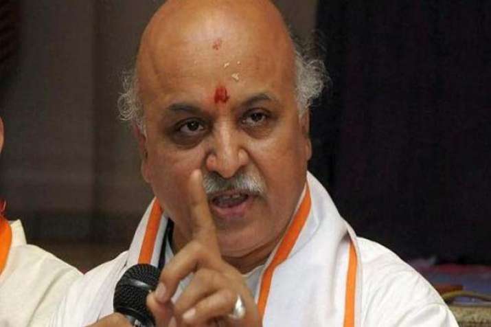 Praveen Togadia Praveen Togadia- India TV