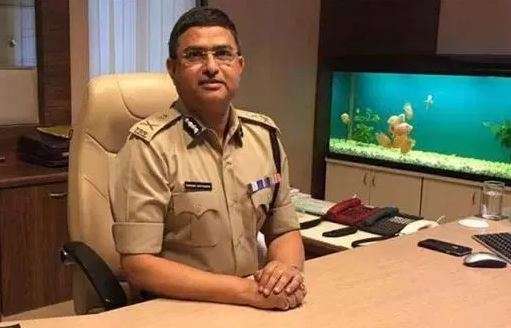 Delhi HC refuses to quash bribery FIR against CBI Spl Dir Rakesh Asthana Delhi HC refuses to quash bribery FIR against CBI Spl Dir Rakesh Asthana- India TV