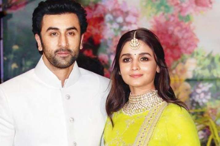 Will Ranbir Kapoor and Alia Bhatt get engaged in June this year Will Ranbir Kapoor and Alia Bhatt get engaged in June this year- India TV