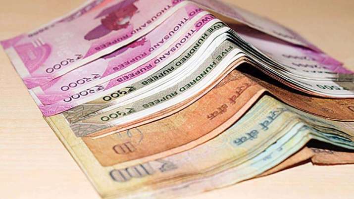 rupee rupee- India TV Paisa