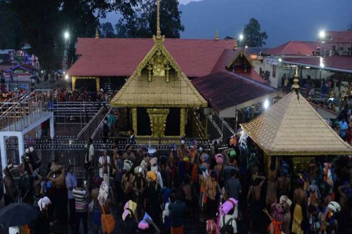 Sabarimala Row: माकपा, भाजपा कार्यकर्ताओं के घरों पर फेंके गए देशी बम Sabarimala Row: माकपा, भाजपा कार्यकर्ताओं के घरों पर फेंके गए देशी बम - India TV