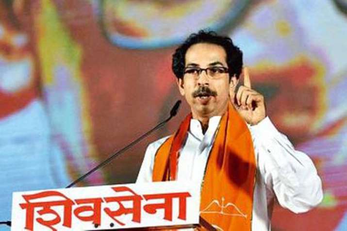 शिवसेना और भाजपा में पिछले काफी दिनों से आरोप-प्रत्यारोप का दौर चल रहा है | PTI File शिवसेना और भाजपा में पिछले काफी दिनों से आरोप-प्रत्यारोप का दौर चल रहा है | PTI File- India TV