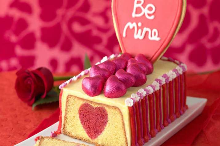 valentine cake valentine cake- India TV