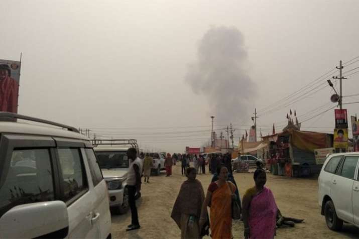 Prayagraj: Fire had broken out in two tents at Kumbh Mela 2019 | ANI Prayagraj: Fire had broken out in two tents at Kumbh Mela 2019 | ANI- India TV
