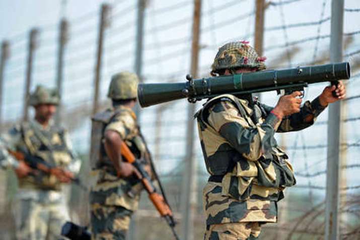 पुलवामा आतंकी हमले पर भारत की जवाबी कार्रवाई से डरा पाकिस्तान, उठाया यह बड़ा कदम पुलवामा आतंकी हमले पर भारत की जवाबी कार्रवाई से डरा पाकिस्तान, उठाया यह बड़ा कदम- India TV