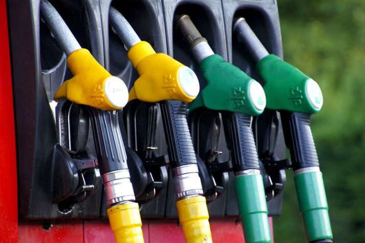 Petrol and diesel prices hiked for five straight days Petrol and diesel prices hiked for five straight days- India TV Paisa