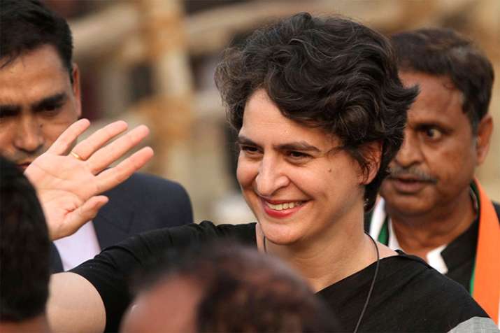Twitter following of Priyanka Gandhi crosses 100 thousand in 12 hours Twitter following of Priyanka Gandhi crosses 100 thousand in 12 hours- India TV