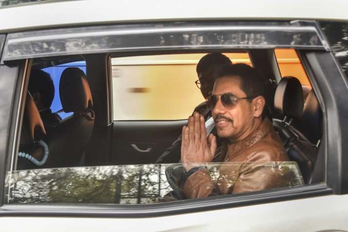 Businessman Robert Vadra leaves after appearing before... Businessman Robert Vadra leaves after appearing before...- India TV