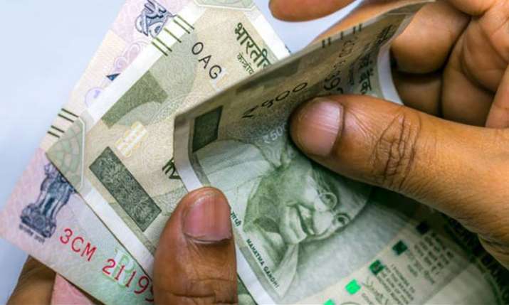 Rupee Rupee- India TV Paisa