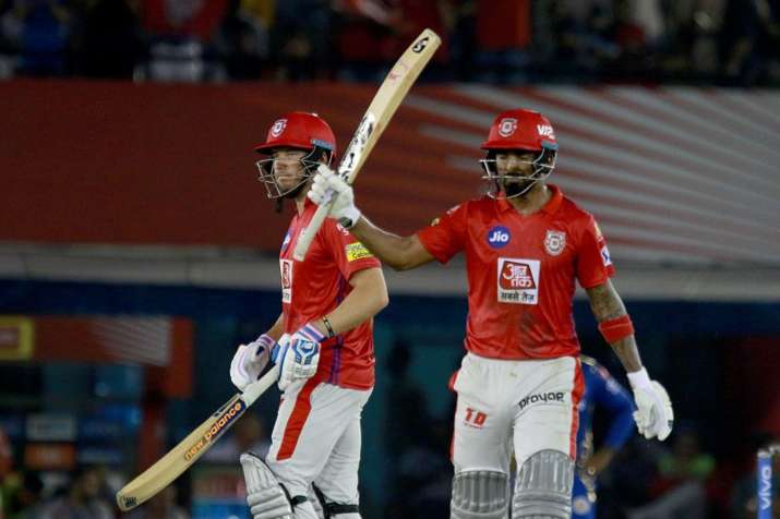 KXIP vs MI: केएल राहुल के साथ पंजाब के लिए शीर्ष क्रम के बल्लेबाजों ने दिखाया कमाल, 8 विकेट से जीता KXIP vs MI: केएल राहुल के साथ पंजाब के लिए शीर्ष क्रम के बल्लेबाजों ने दिखाया कमाल, 8 विकेट से जीता - India TV