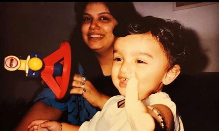 Arjun Kapoor with mother Arjun Kapoor with mother- India TV