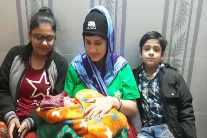 Rajasthan family names newborn after Wing Commander... Rajasthan family names newborn after Wing Commander...- India TV