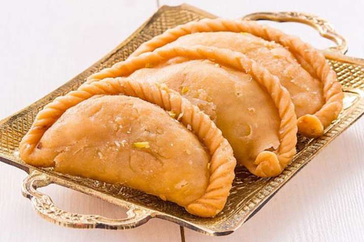 Holi Gujiya Recipe Holi Gujiya Recipe- India TV