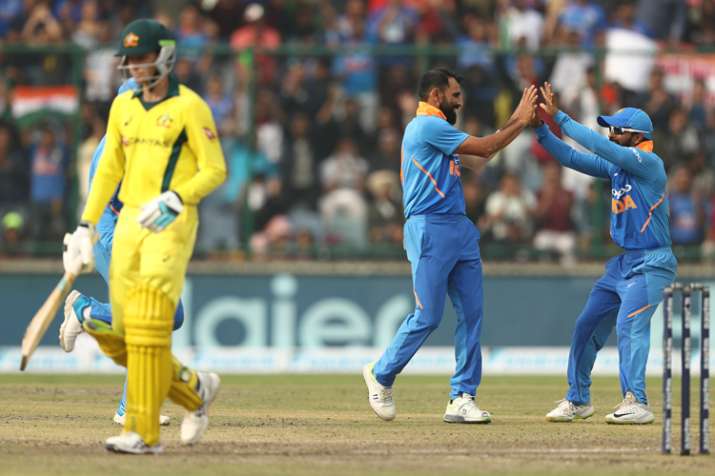 बीसीसीआई के सामने झुका ऑस्ट्रेलियाई क्रिकेट बोर्ड! तय कार्यक्रम के मुताबिक वनडे सीरीज के लिए भारत आए बीसीसीआई के सामने झुका ऑस्ट्रेलियाई क्रिकेट बोर्ड! तय कार्यक्रम के मुताबिक वनडे सीरीज के लिए भारत आए- India TV