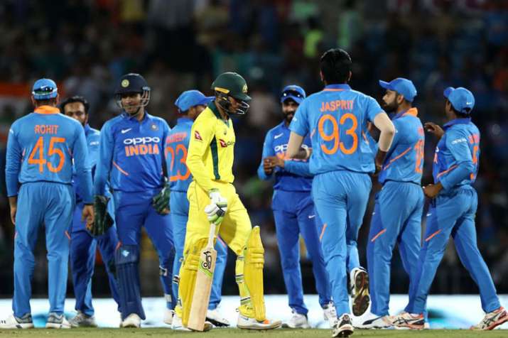 लाइव क्रिकेट स्कोर, भारत बनाम ऑस्ट्रेलिया 2nd ODI लाइव क्रिकेट स्कोर, भारत बनाम ऑस्ट्रेलिया 2nd ODI- India TV