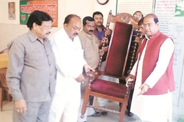 भाजपा के लिए यह कुर्सी है काफी भाग्यशाली, फिर से मोदी को बिठाने की तैयारी भाजपा के लिए यह कुर्सी है काफी भाग्यशाली, फिर से मोदी को बिठाने की तैयारी- India TV