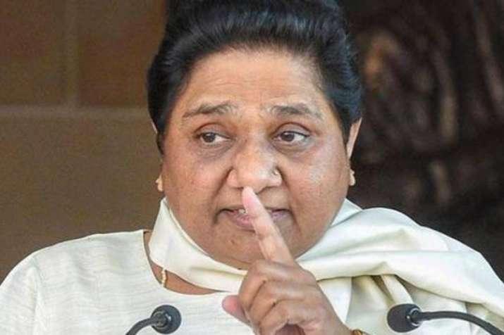 प्रियंका-'रावण' की मुलाकात से बहनजी नाराज, अमेठी-रायबरेली में उतार सकती हैं प्रत्याशी प्रियंका-'रावण' की मुलाकात से बहनजी नाराज, अमेठी-रायबरेली में उतार सकती हैं प्रत्याशी- India TV
